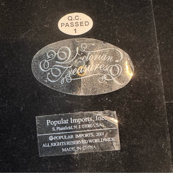 Hand painted frame 9” x 6.5” Floral Butterfly Picture Frame 4” x 6” picture - Picture 9 of 10